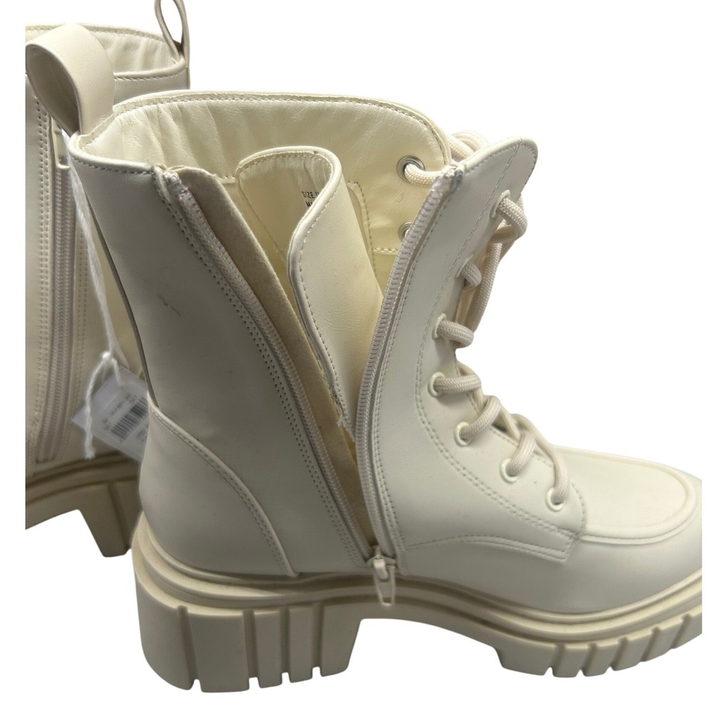 American Eagle Womens Combat Boots Cream Lug Sole Platform Side Zip Size 7 NEW